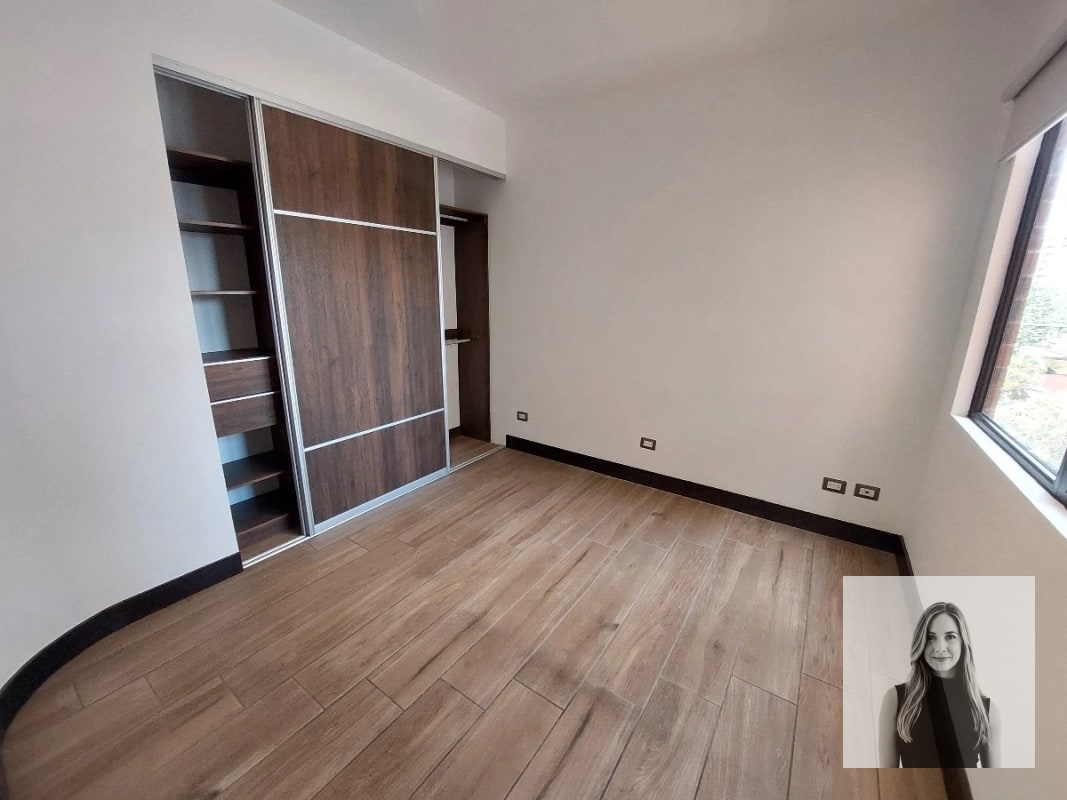 VENTA APTO/ VIVALT ZONA 10 — Apartamento en Venta en Vivalt, Zona 10, Guatemala, Ciudad — foto 8 de 13