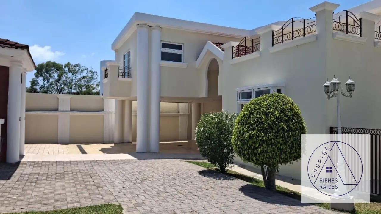 Carretera a El Salvador km 16.5 Entrada a Olmeca  "Casa en Venta Colinas de Andalucía" — Casa en Venta en Colinas De Andalucia, Carretera a El Salvador, Guatemala, Ciudad — foto 2 de 4