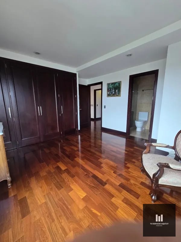 Hermoso Penthouse en Venta en Zona 10 — Apartamento en Venta en Santa Sofía, Zona 10, Guatemala, Ciudad — foto 9 de 16