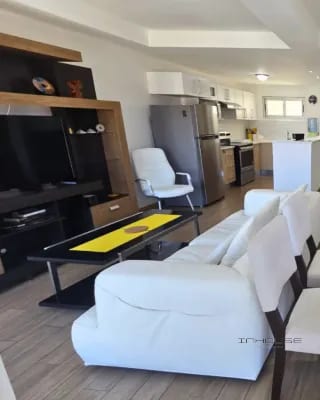 APARTAMENTO EN VENTA ZONA 10, CITY HAUS. NIVEL ALTO — Apartamento en Venta en City Haus, Zona 10, Guatemala, Ciudad — miniatura 1 de 8