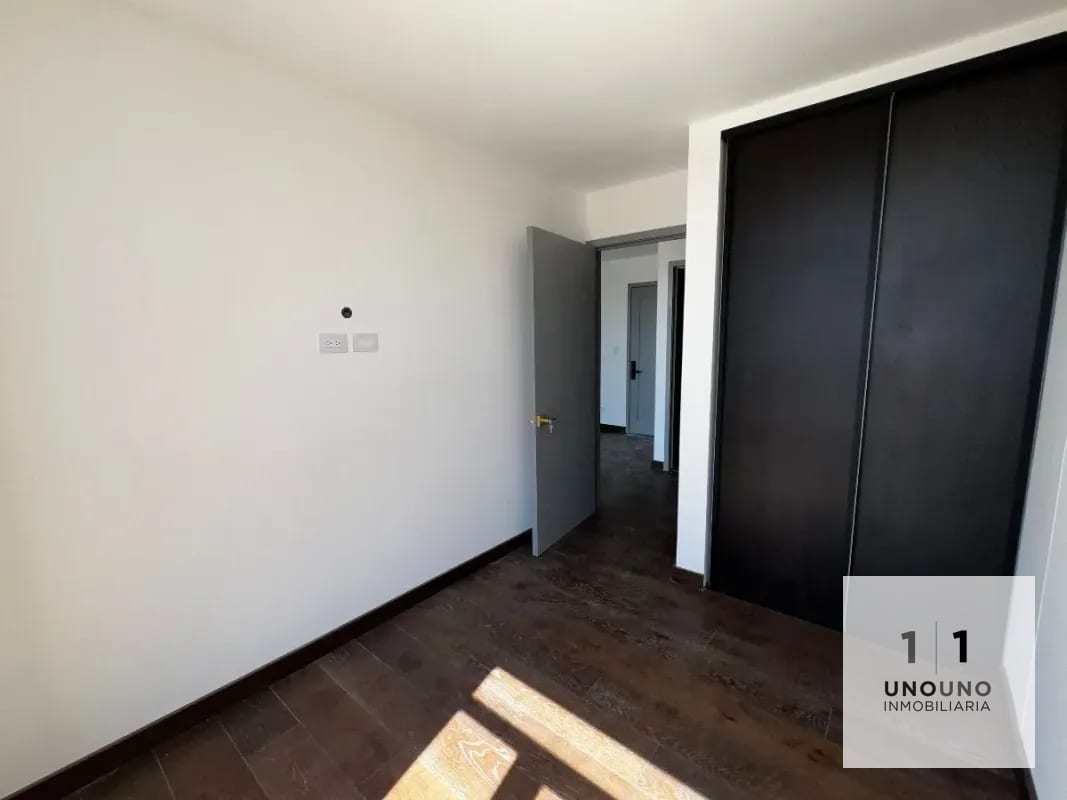 Apartamento en alquiler en Atarah, zona 10 — Apartamento en Alquiler en Atarah, Zona 10, Guatemala, Ciudad — foto 6 de 9