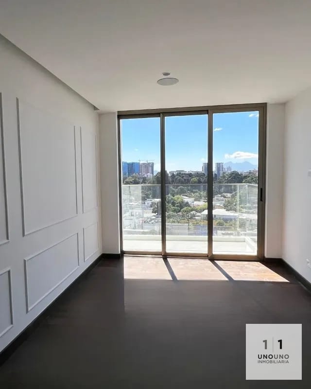 Apartamento en alquiler en Atarah, zona 10 — Apartamento en Alquiler en Atarah, Zona 10, Guatemala, Ciudad — foto 2 de 9