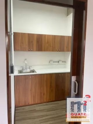 Oficina en Renta, Zona 10 — Oficina en Alquiler en Zona 10, Guatemala, Ciudad — miniatura 10 de 12