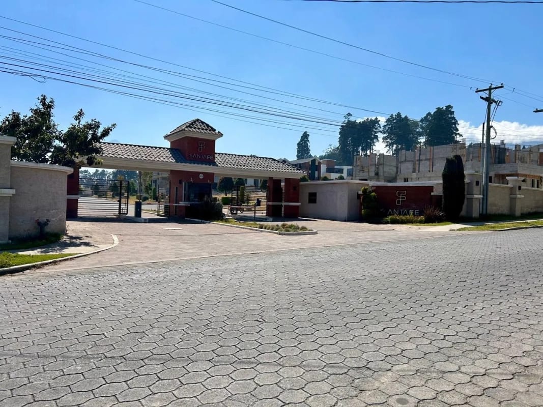 terreno en venta condominio Santa Fe Xela — Terreno en Venta en Zona 9 (Quetzaltenango), Quetzaltenango — foto 2 de 7