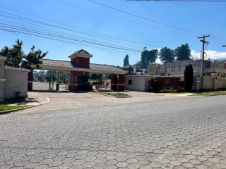 terreno en venta condominio Santa Fe Xela — Terreno en Venta en Zona 9 (Quetzaltenango), Quetzaltenango — miniatura 2 de 7