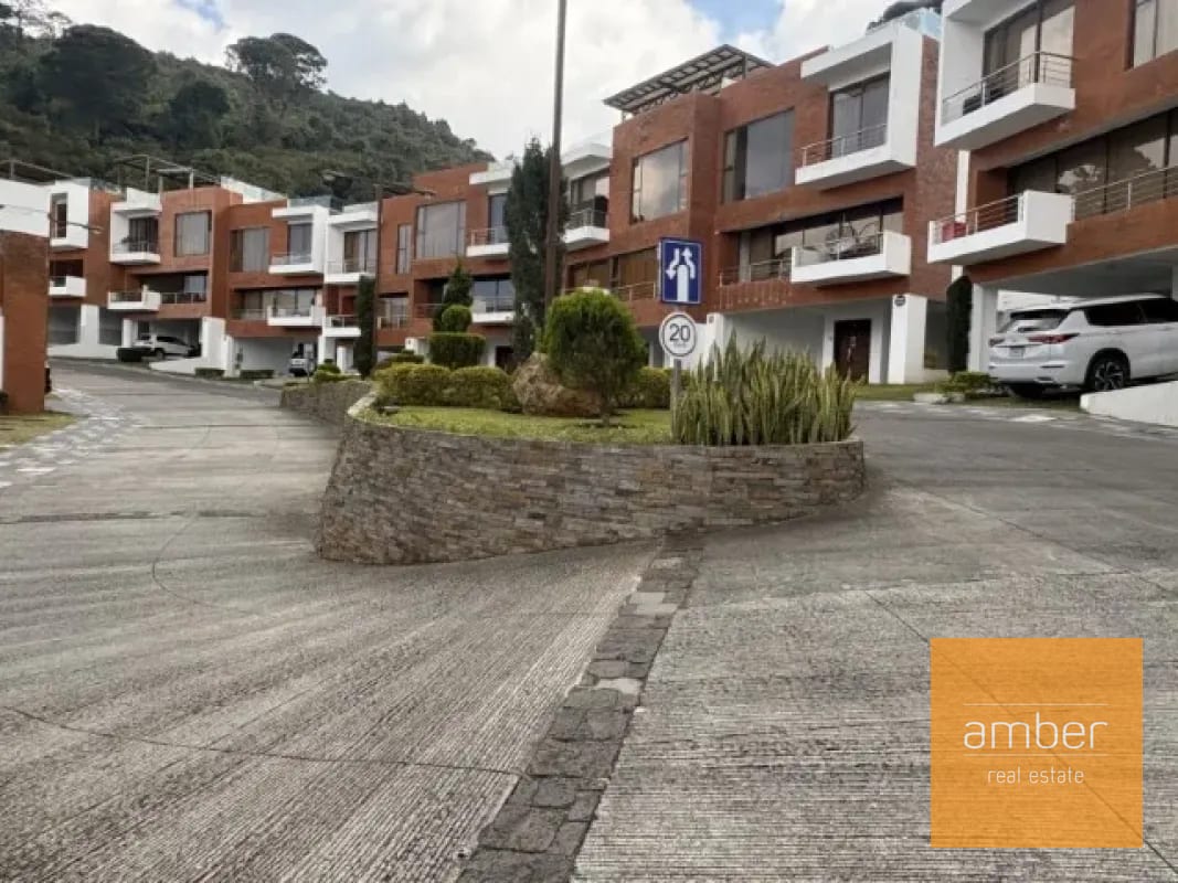 Casa en Cañadas de San Isidro, zona 16 — Casa en Venta en Cañadas de San Isidro, Zona 16, Guatemala, Ciudad — foto 3 de 11