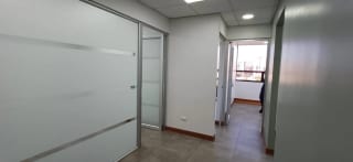 Se renta oficina en zona 10 de 96.45 metros — Oficina en Alquiler en Zona 10, Guatemala, Ciudad — miniatura 12 de 12