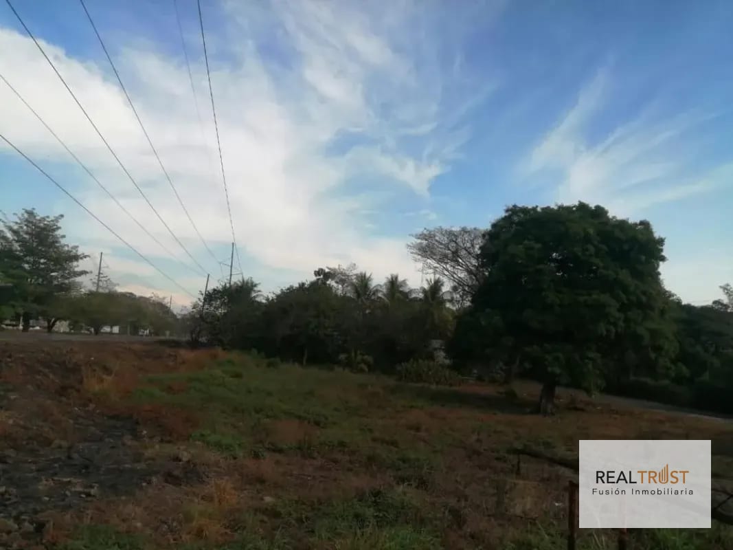 TERRENO EN RENTA Autopista de Escuintla hacia Puerto Quetzal Km 70.5 — Terreno en Alquiler en Escuintla, Escuintla — foto 1 de 2