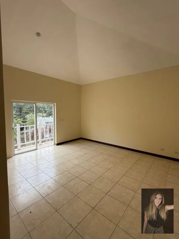 Casa en renta en Condominio de Muxbal — Casa en Alquiler en Muxbal, Guatemala, Ciudad — foto 1 de 16
