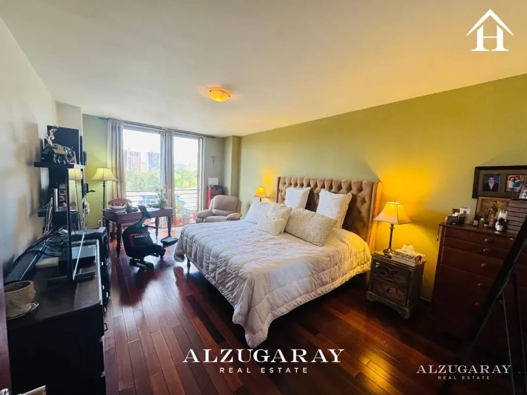 APTO. AMPLIO C/ VISTA -3 HAB. / EDIFICIO Z. 14 — Apartamento en Venta en Zona 14, Guatemala, Ciudad — foto 10 de 12