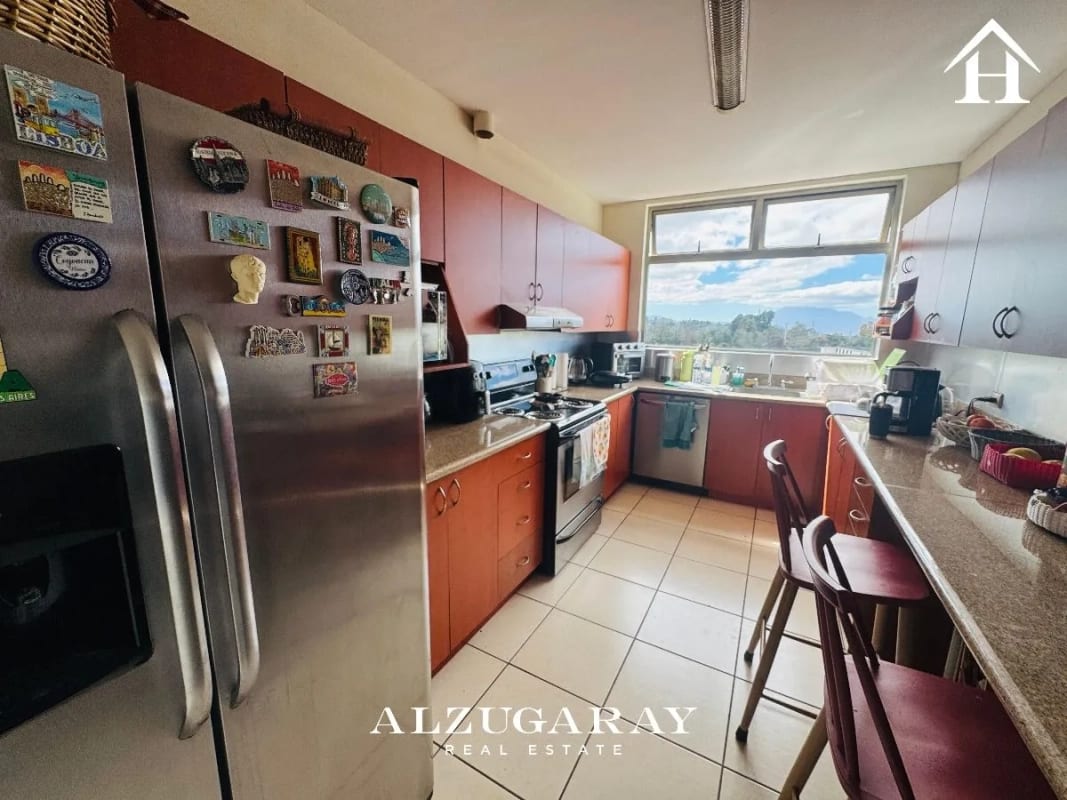 APTO. AMPLIO C/ VISTA -3 HAB. / EDIFICIO Z. 14 — Apartamento en Venta en Zona 14, Guatemala, Ciudad — foto 9 de 12