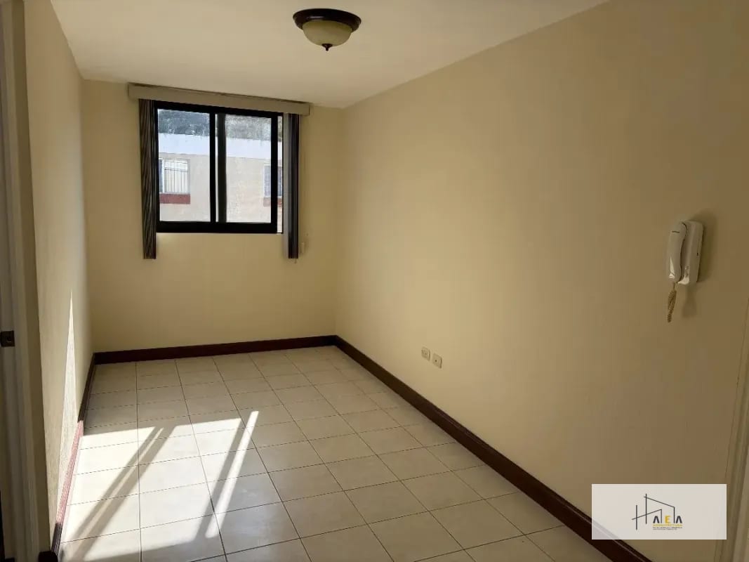 Hermosa casa en venta — Casa en Venta en Zona 8 Mixco, Guatemala, Ciudad — foto 10 de 15