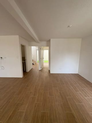 Casa en Venta Km. 25 Carretera a El Salvardor — Casa en Venta en km 21-25, Carretera a El Salvador, Guatemala, Ciudad — miniatura 14 de 15
