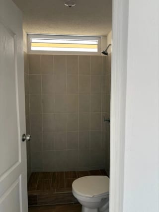 Casa en Venta Km. 25 Carretera a El Salvardor — Casa en Venta en km 21-25, Carretera a El Salvador, Guatemala, Ciudad — miniatura 12 de 15