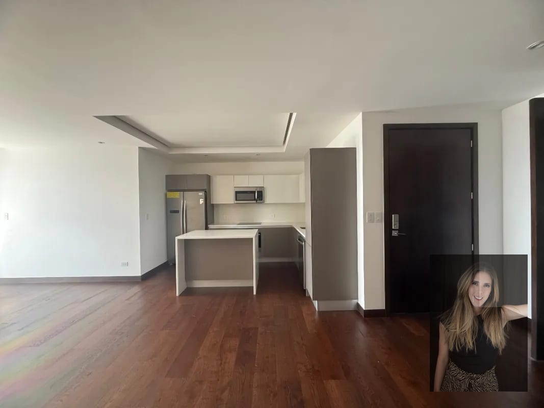 apartamento en renta Edificio Vasanta zona 10 — Apartamento en Alquiler en Zona 10, Guatemala, Ciudad — foto 2 de 17