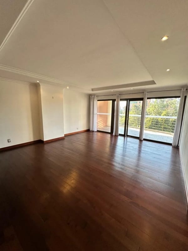 Apartamento amplio en renta – TADEUS, Zona 14, $2400 — Apartamento en Alquiler en Tadeus, Zona 14, Guatemala, Ciudad — foto 8 de 14