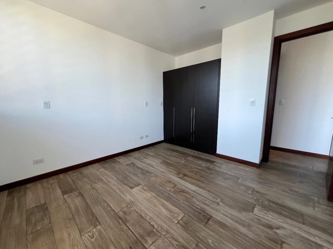 Apartamento Venta Zona 15 Vista Hermosa 2, 55 MTS2 , 1 Dormitorio, 1 Baño, 1 Parqueo, No Tiene Balcón $155,000 — Apartamento en Venta en Vhista, Zona 15, Guatemala, Ciudad — foto 8 de 8