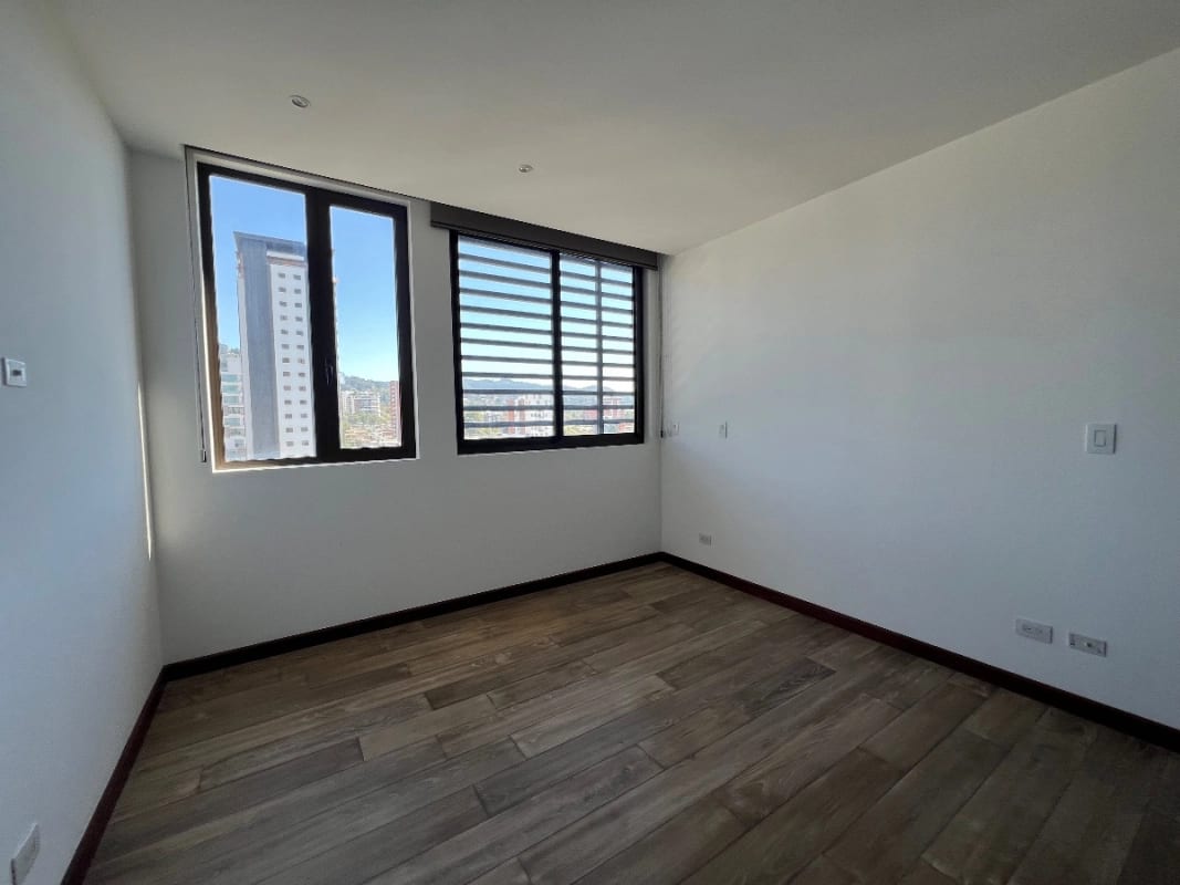 Zona 15 Vista Hermosa 2, Apartamento Renta 1 Dormitorio 55MTS Edificio con Todas las Amenidades (no Tiene Balcón) Ideal para Independizarse — Apartamento en Alquiler en Zona 15, Guatemala, Ciudad — foto 8 de 9