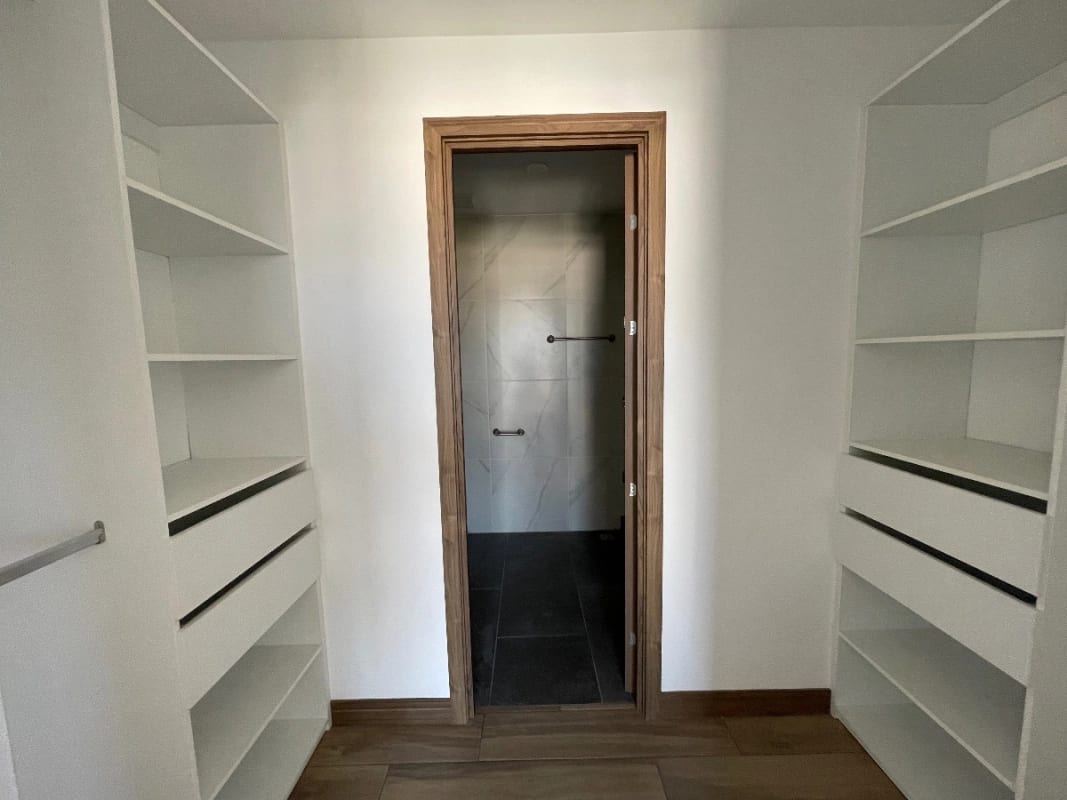 APARTAMENTO RENTA ZONA 15 VH1., 94 MTS2, 3 DORMITORIOS.2 PARQUEOS $1,350 — Apartamento en Alquiler en Vista Hermosa I, Zona 15, Guatemala, Ciudad — foto 3 de 6