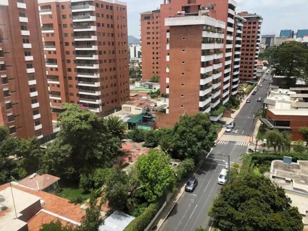z.10/ OFICINA EN VENTA CENTRICO EDIFICIO — Oficina en Venta en Zona 10, Guatemala, Ciudad — foto 1 de 1