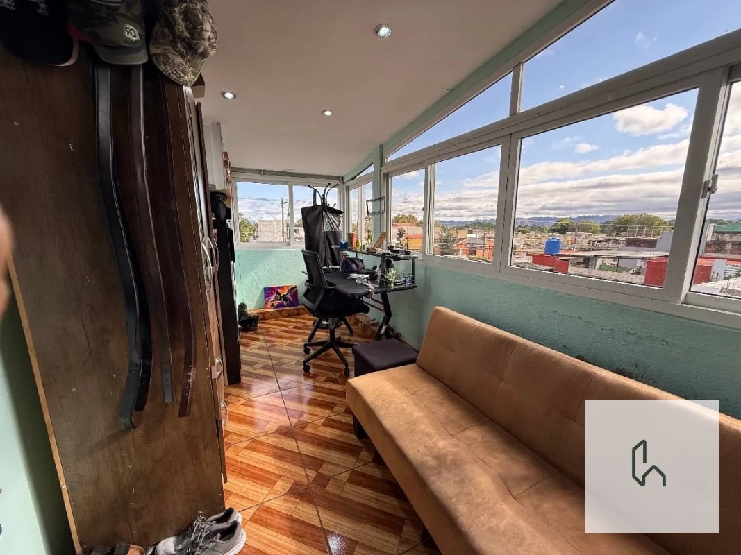 VENTA DE CASA EN JARDINES DE MINERVA 1 — Casa en Venta en Zona 11 Mixco, Guatemala, Ciudad — foto 2 de 14