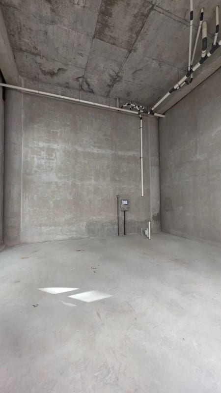 Oficina en renta en Lirios de Cayalá zona 16 con doble altura. — Oficina en Alquiler en Lirios de Cayalá II, Zona 16, Guatemala, Ciudad — foto 4 de 5