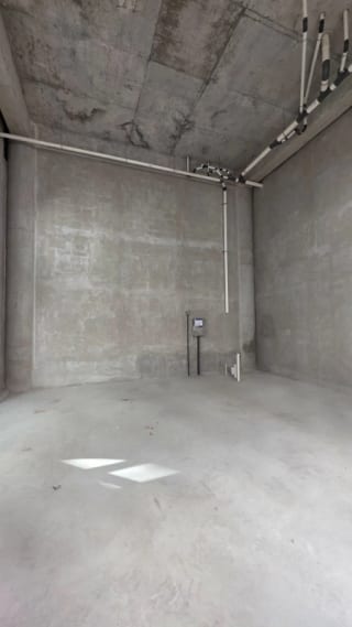 Oficina en renta en Lirios de Cayalá zona 16 con doble altura. — Oficina en Alquiler en Lirios de Cayalá II, Zona 16, Guatemala, Ciudad — miniatura 4 de 5
