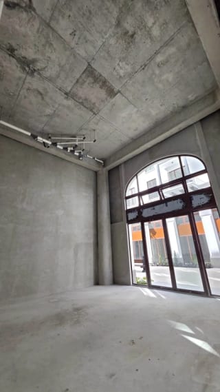 Oficina en renta en Lirios de Cayalá zona 16 con doble altura. — Oficina en Alquiler en Lirios de Cayalá II, Zona 16, Guatemala, Ciudad — miniatura 3 de 5