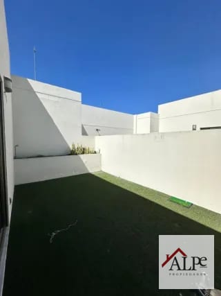 PENTHOUSE CON TERRAZA ZONA 10 — Apartamento en Alquiler en Verona, Zona 10, Guatemala, Ciudad — miniatura 13 de 15