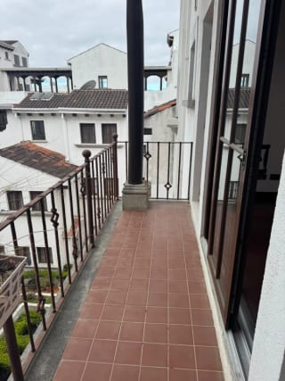 APARTAMENTO RENTA ZONA 16 , DURIAN CAYALA 144 MTS2, 3 DORMITORIOS $1,800 INCLUYE MANT E IVA EN CIUDAD CAYALÁ — Apartamento en Alquiler en Zona 16, Guatemala, Ciudad — miniatura 1 de 7