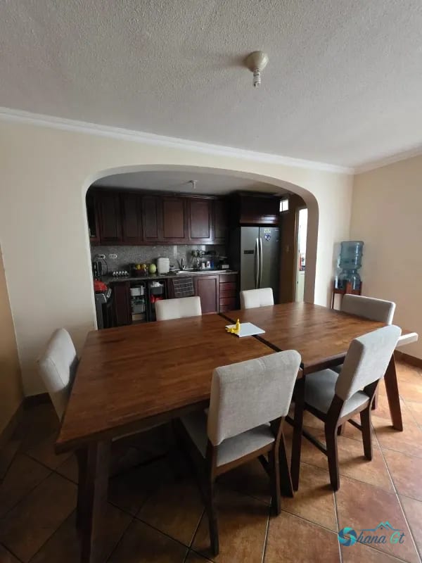 CASA EN VENTA JARDINES DE ARRAZOLA KM 19.5 FRAIJANES — Casa en Venta en Jardines de Arrazola, Carretera a El Salvador, Guatemala, Ciudad — foto 9 de 10