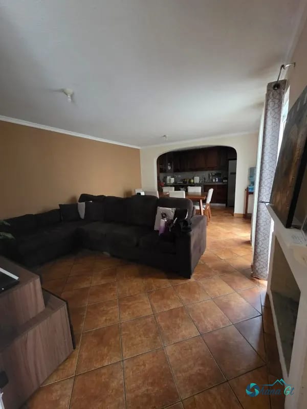 CASA EN VENTA JARDINES DE ARRAZOLA KM 19.5 FRAIJANES — Casa en Venta en Jardines de Arrazola, Carretera a El Salvador, Guatemala, Ciudad — foto 8 de 10