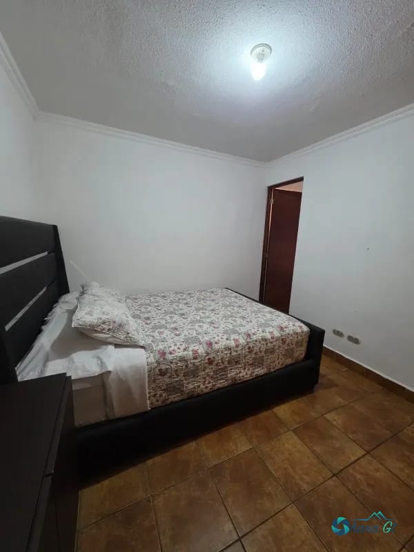 CASA EN VENTA JARDINES DE ARRAZOLA KM 19.5 FRAIJANES — Casa en Venta en Jardines de Arrazola, Carretera a El Salvador, Guatemala, Ciudad — foto 6 de 10