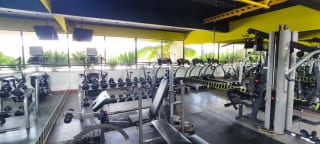 CASA EN VENTA JARDINES DE ARRAZOLA KM 19.5 FRAIJANES — Casa en Venta en Jardines de Arrazola, Carretera a El Salvador, Guatemala, Ciudad — miniatura 2 de 10