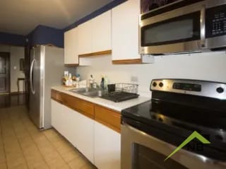 APARTAMENTO EN VENTA ZONA 13 CON VISTA AL LAGO Y VOLCANES — Apartamento en Venta en Zona 13, Guatemala, Ciudad — miniatura 5 de 6