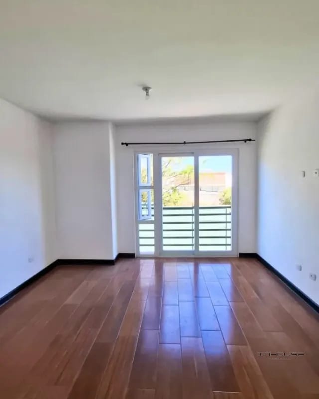 CASA EN VENTA EN ZONA 16, HACIENDA REAL — Casa en Venta en Zona 16, Guatemala, Ciudad — foto 3 de 12
