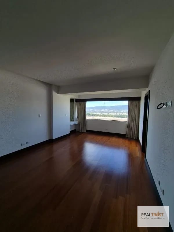 EN VENTA ESPECTACULAR PENTHOUSE — Apartamento en Venta en Zona 14, Guatemala, Ciudad — foto 10 de 16