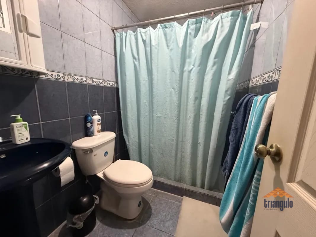Casa en Venta Jardines de Minerva 1 Zona 11 de Muxco — Casa en Venta en Zona 11 Mixco, Guatemala, Ciudad — foto 3 de 15