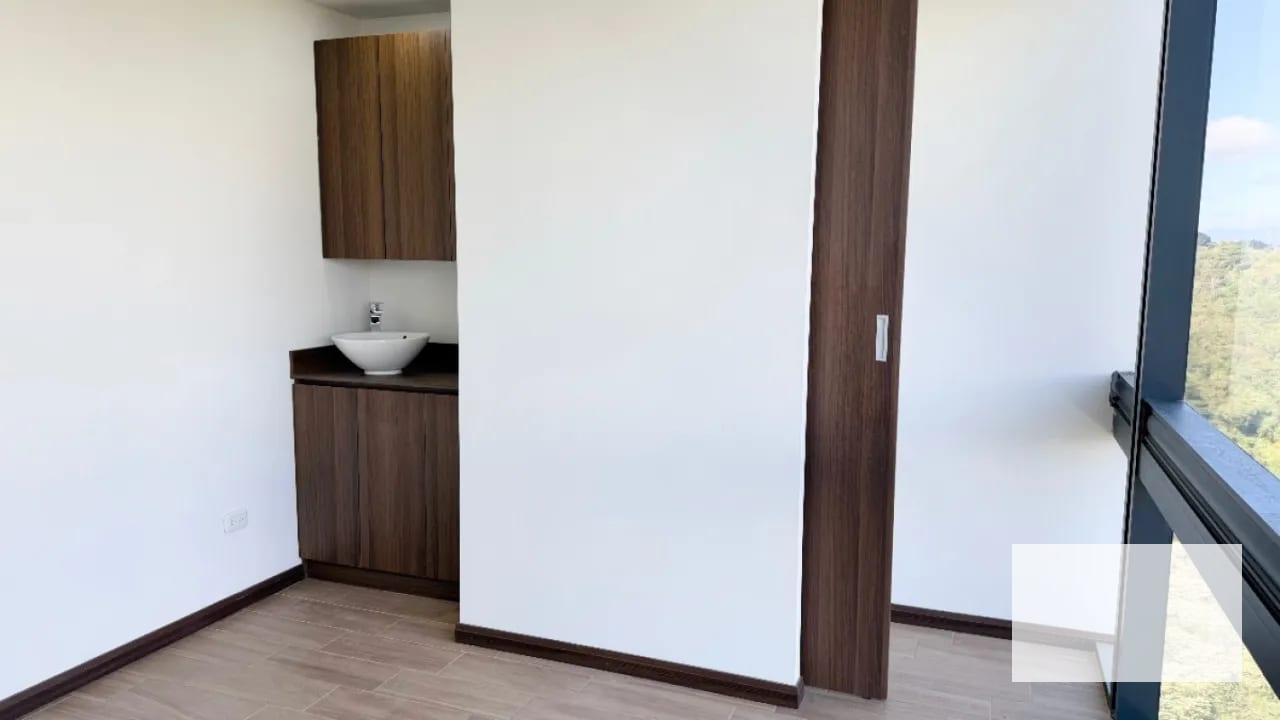 Clínica Médica con 3 despachos en venta en Carretera a El Salvador — Clínica en Venta en Carretera a El Salvador, Guatemala, Ciudad — foto 8 de 15
