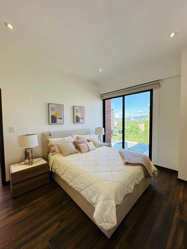 Apartamento en Venta Zona 10 — Apartamento en Venta en Casa Clara, Zona 10, Guatemala, Ciudad — foto 3 de 3