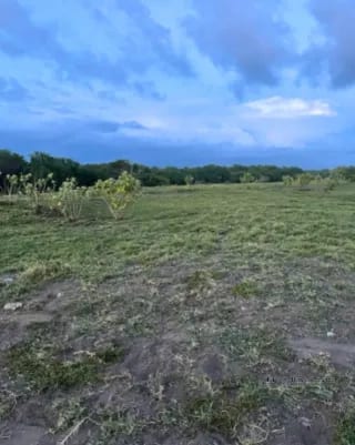 TERRENO EN VENTA EN JUTIAPA A POCOS METROS DE LA PLAYA FRENTE A LA BAHÍA — Terreno en Venta en Moyuta, Jutiapa — miniatura 1 de 5