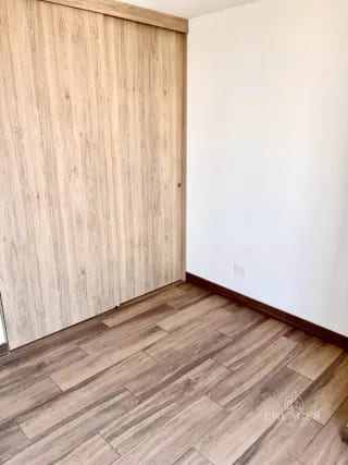 Zona 15 • Apartamento en Renta • Edificio Privé • 3 habitaciones • 2 baños • 3 parqueos — Apartamento en Alquiler en Zona 15, Guatemala, Ciudad — miniatura 14 de 17