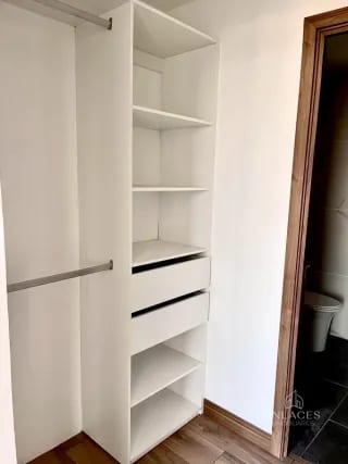 Zona 15 • Apartamento en Renta • Edificio Privé • 3 habitaciones • 2 baños • 3 parqueos — Apartamento en Alquiler en Zona 15, Guatemala, Ciudad — miniatura 2 de 17