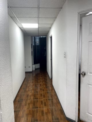 VENDO OFICINA EN ZONA 9 TORRE CANNET — Oficina en Venta en Zona 9, Guatemala, Ciudad — miniatura 5 de 16
