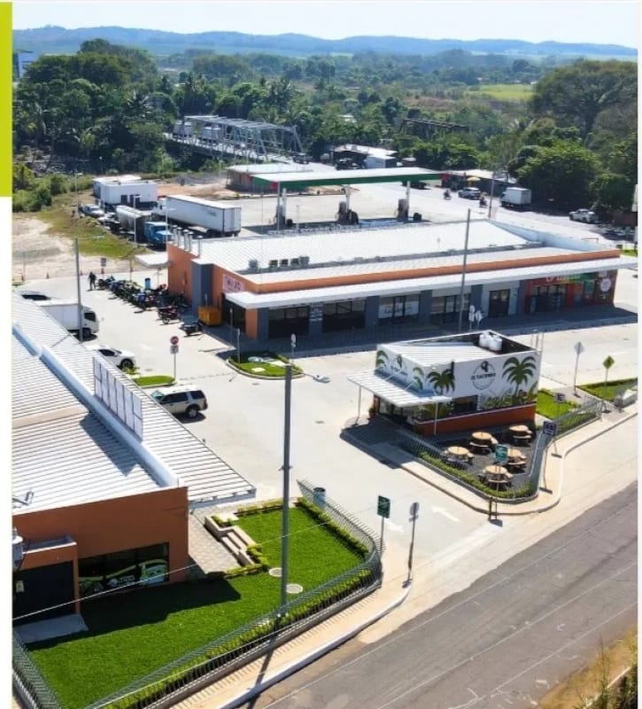 Locales comerciales en RENTA en Plaza Cocales Acceso por Ruta principal CA-02 y Ruta a San Juan Bautista — Local en Alquiler en Mazatenango, Suchitepéquez — foto 1 de 1