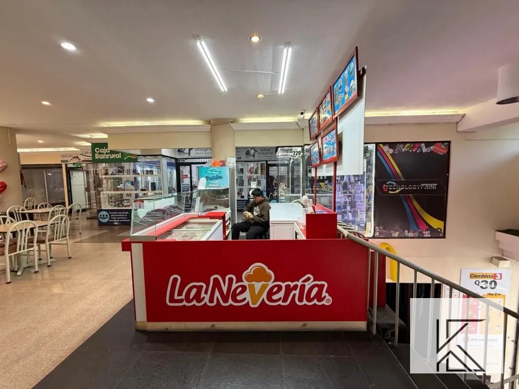 Kiosko en alquiler en el Centro Comercial Real del Parque, zona 1 — Local en Alquiler en Zona 1, Guatemala, Ciudad — foto 6 de 8