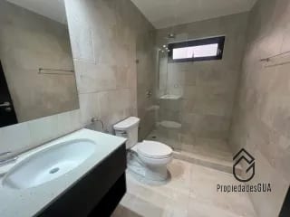 Casa con vista espectacular dentro de condominio en renta — Casa en Alquiler en Santa Catarina Pinula, Guatemala, Ciudad — miniatura 6 de 17