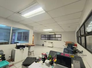 BODEGA EN RENTA CALZADA LA PAZ — Bodega / Ofibodega en Alquiler en Zona 17, Guatemala, Ciudad — miniatura 4 de 15