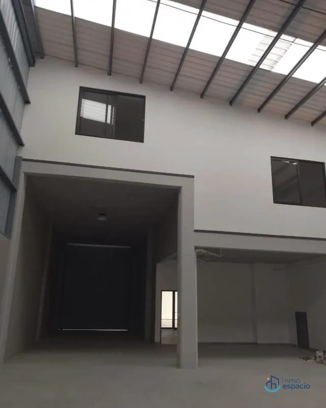 Ofibodega en renta al finalizar Calzada Roosvelt — Bodega / Ofibodega en Alquiler en Zona 2 Mixco, Guatemala, Ciudad — foto 9 de 17