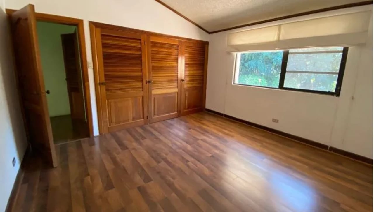 Casa en venta, San Lazaro Viejo, zona 15 — Casa en Venta en San Lázaro, Zona 15, Guatemala, Ciudad — foto 9 de 14